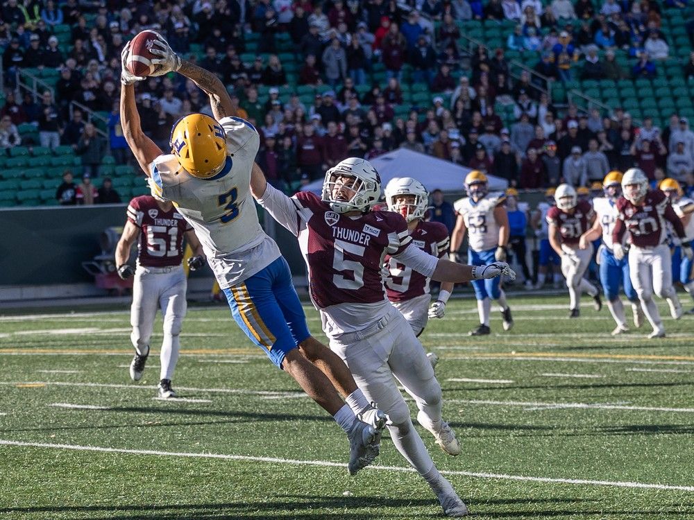 Weather 'not a factor': It's a 10-year reunion for Canadian Bowl opponents, Hilltops and Sun