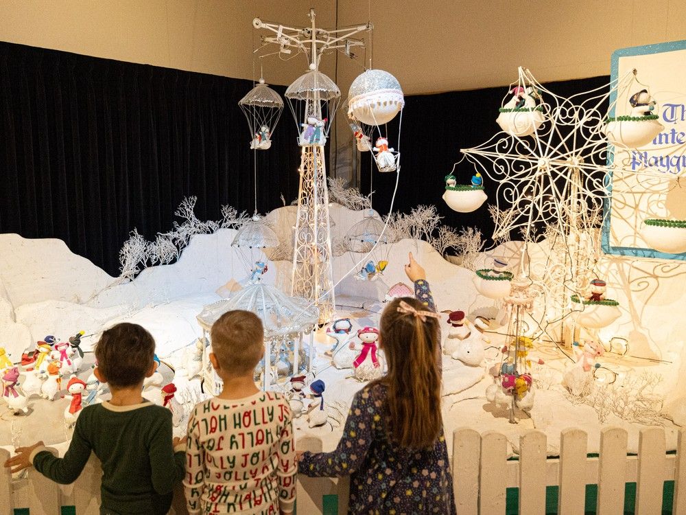 Children view Winterkins at Eaton's Once Upon a Christmas
