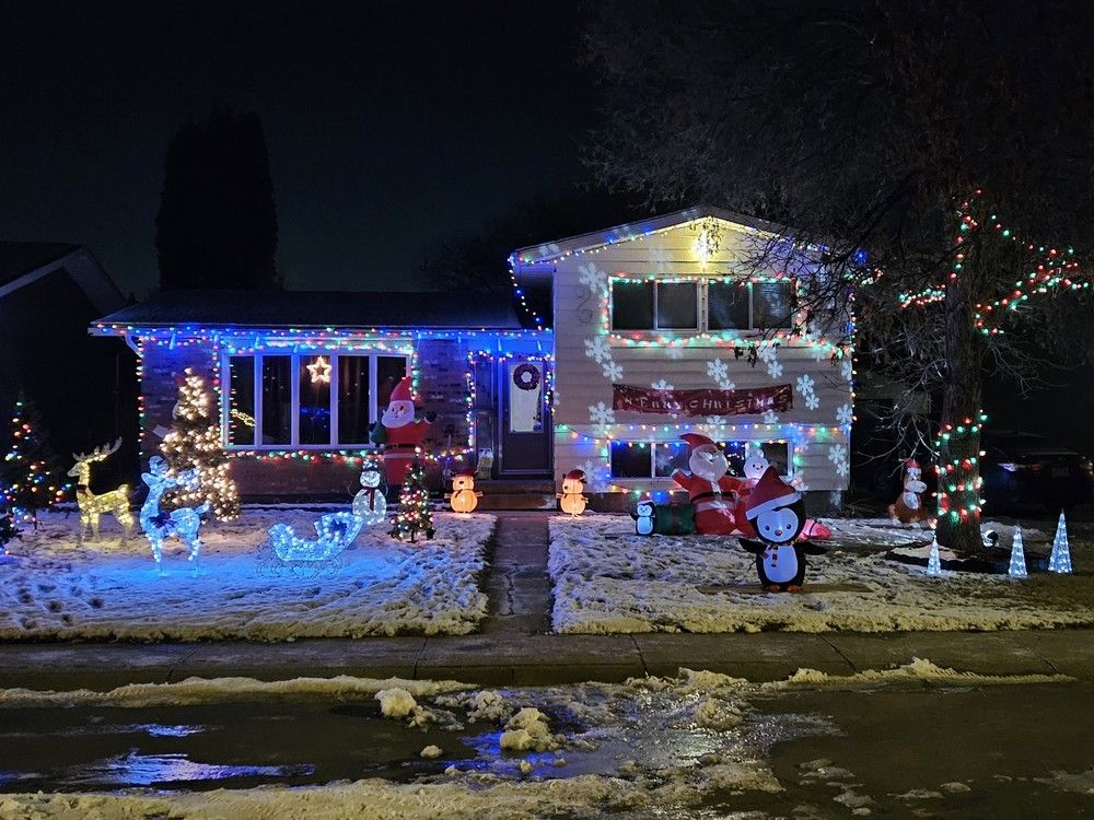 A constant of the holiday season, Saskatoon's Twinkle Tour returns for 2025. Here's a list of homes with great Christmas light displays.