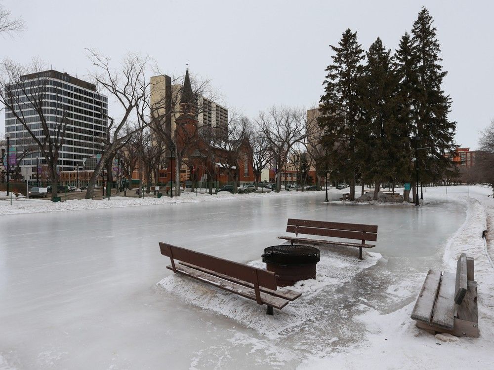 Take in a variety show, a jazz concert, a Ukrainian art workshop, an exclusive skating evening and a tribute to Joni Mitchell.