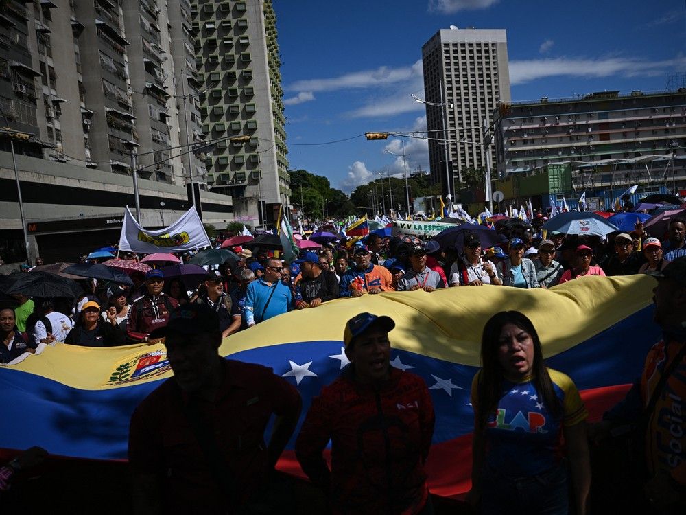 Venezuelans in Sask. express mixed emotions as U.S. takeover evolves