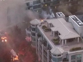 A blaze in the Lake Shore Blvd.-Palace Pier Court area of Etobicoke on Thursday, Oct. 19, 2017 (twitter.com/Mark_Grimes)