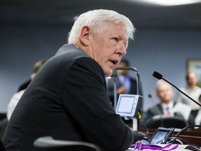 Bob Rae, speaks at city hall in Toronto, Ont. on Wednesday January 18, 2017.