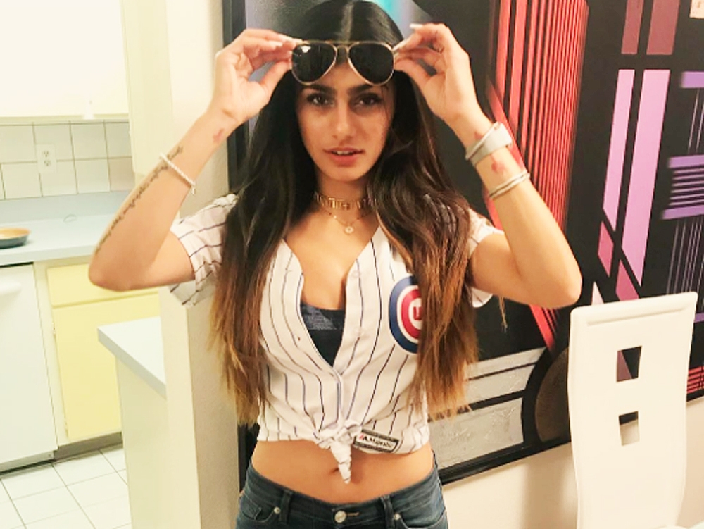 1000px x 751px - Porn star Mia Khalifa reportedly booted from Dodger Stadium after punch-up  | Toronto Sun