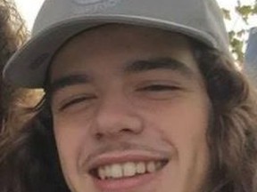 Richard Ireland, 18, is wanted for second-degree murder for an Oct. 14 stabbing that killed Maxwell Alexander Chavez, 18, in Mississauga. (supplied by Peel Regional Police)