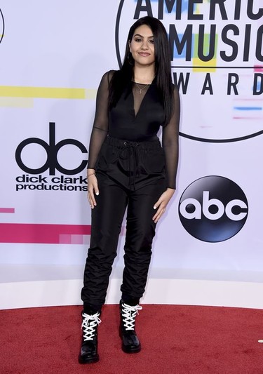 Alessia Cara arrives at the American Music Awards at the Microsoft Theater on Sunday, Nov. 19, 2017, in Los Angeles. (Photo by Jordan Strauss/Invision/AP)