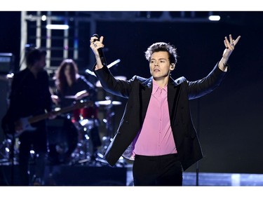 Harry Styles performs the runway during the 2017 Victoria's Secret Fashion Show In Shanghai at Mercedes-Benz Arena on November 20, 2017 in Shanghai, China.  (Photo by Frazer Harrison/Getty Images for Victoria's Secret)