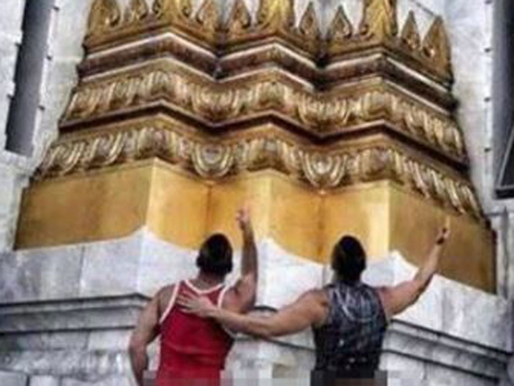Butt Selfies Tourists Arrested After Baring Bottoms At Buddhist Temple