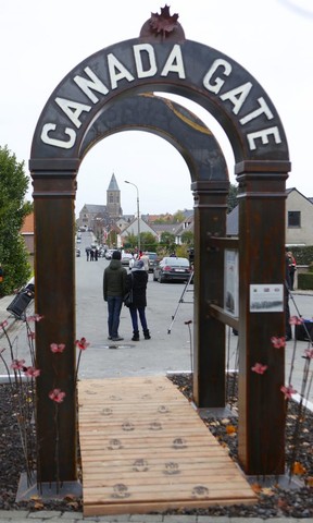 Canada Gate depicts the final steps our soldiers took in the Battle of Passchendaele 100 years ago in Belgium. A complimentary arch called the Last Steps in Halifax, N.S, symbolizes the final steps of Canadian soldiers before shipping overseas.