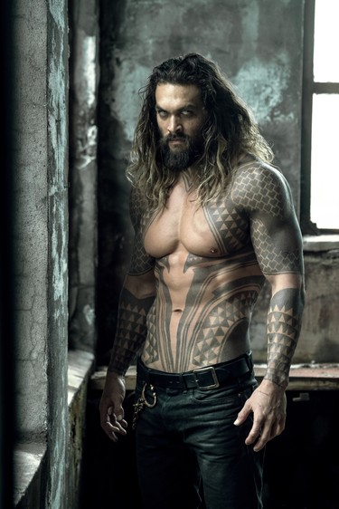 JASON MOMOA as Aquaman in Warner Bros. Pictures' action adventure "JUSTICE LEAGUE," a Warner Bros. Pictures release.