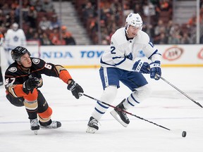 Toronto Maple Leafs centre Patrick Marleau controls the puck as Anaheim Ducks centre Rickard Rakell tries to reach it during the first period of an NHL hockey game Wednesday, Nov. 1, 2017, in Anaheim, Calif. (AP Photo/Kyusung Gong)