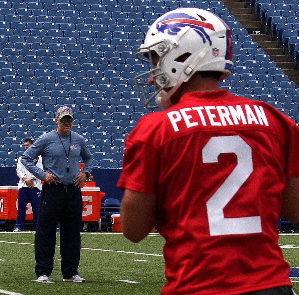 Bills bench QB Tyrod Taylor in favor of Nathan Peterman