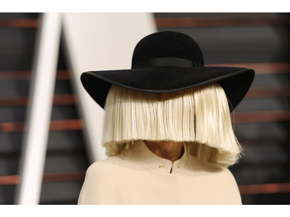 Sia reveals she suffered 'crazy diarrhea' and drove 13 hours to gig ...