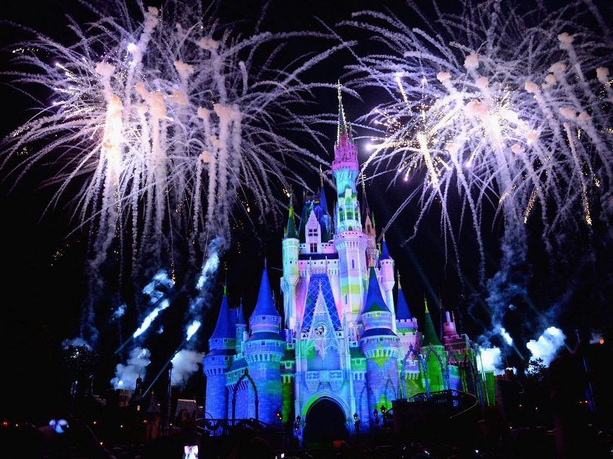 Drunken, naked sisters brawl at Disney World | Toronto Sun