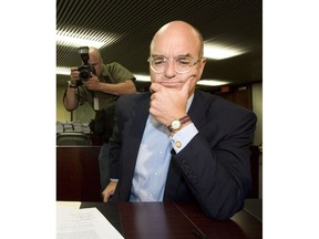 Stephen LeDrew arrives at City Hall to file his papers to run for mayor on September 29, 2006.