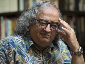 Tarek Fatah tells the Toronto Sun about a death threat he received from a Toronto cab driver in this  June 16, 2017 file photo. (Craig Robertson/Toronto Sun/Postmedia Network)