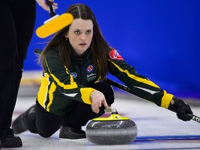Northern Ontario skip Tracy Fleury throws while taking on Manitoba at the Scotties Tournament of Hearts in Penticton, B.C., on Wednesday, Jan. 31, 2018. (THE CANADIAN PRESS/Sean Kilpatrick)