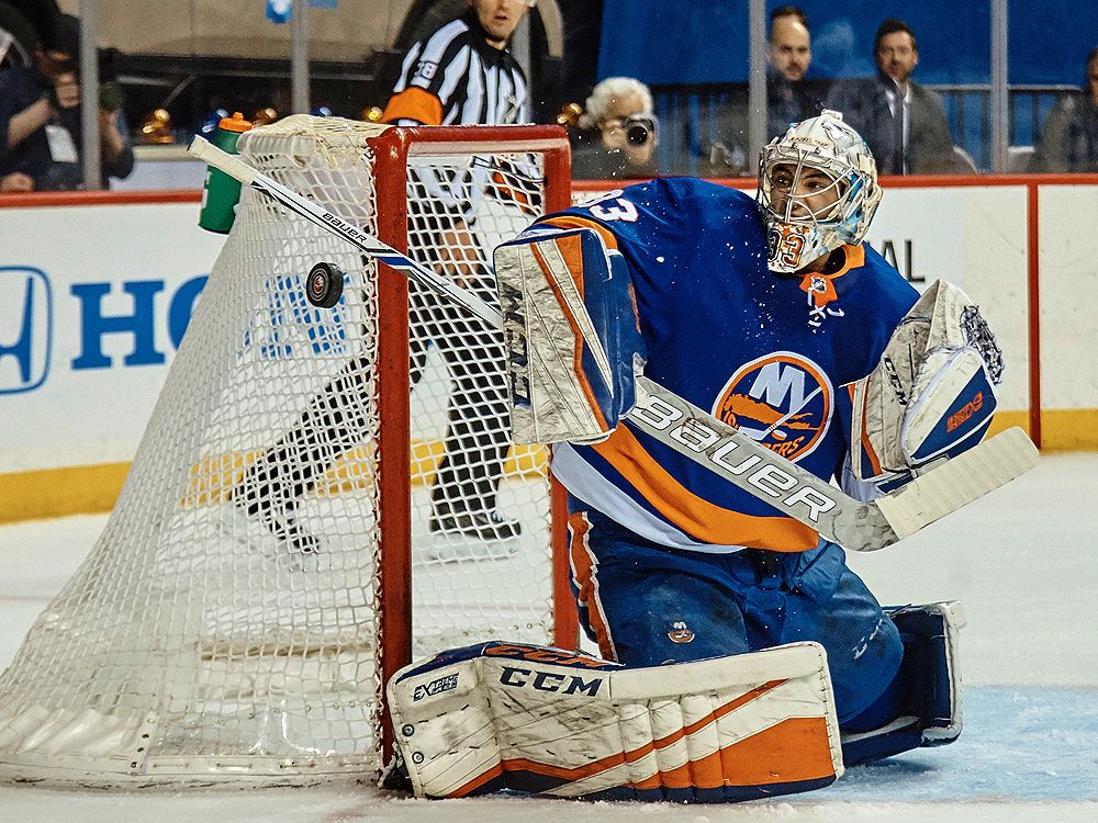 Islanders 5, Jets 4: Huge victory puts the Isles two points away