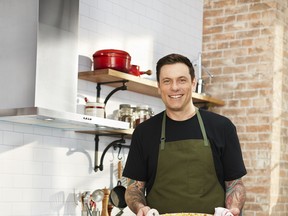 Chef Chuck Hughes took time out of the kitchen to give us his 5 must haves for success in your kitchen!