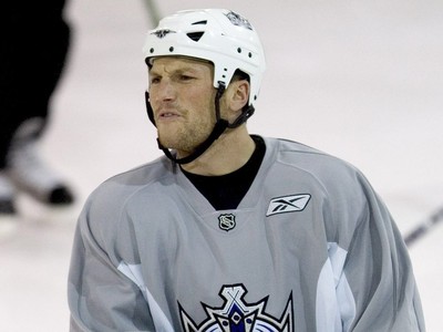 SEAN OF THE DEAD: Ex-NHL star Avery kicked to curb by model wife