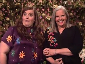 Aidy Bryant and her mom Georgeanne on "Saturday Night Live."
