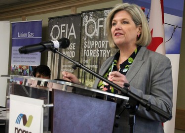 Ontario NDP leader Andrea Horwath speaks to delegates at the 2018 NOMA Annual General Meeting and Conference, Thursday, May 3, at the Clarion Lakeside Inn and Conference Centre in Kenora. SHERI LAMB/Daily Miner and News/Postmedia Network