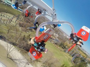 Canada's Wonderland thrill ride Skyhawk (CNW Group/Canada's Wonderland Company)