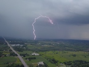 Lightning from Sunday's storms near Waterdown, Ont. (Joel Guerin photo)