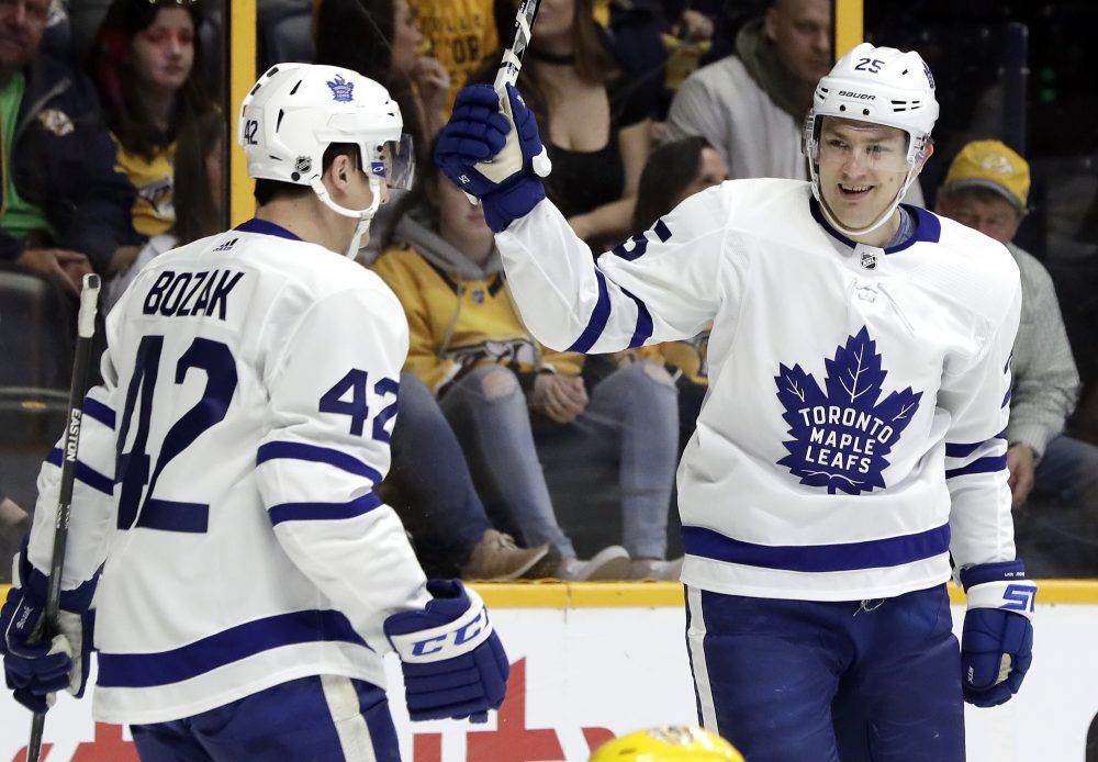 Bozak, van Riemsdyk, Uncle Leo leave, while Leafs sign four | Toronto Sun