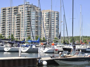 In Barrie, you can get 1,401 sq. ft. of condo space for about $500,000.