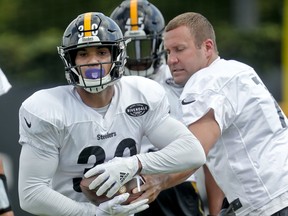 James Conner will be the feature running back for the Pittsburgh Steelers this week. (AP PHOTO)