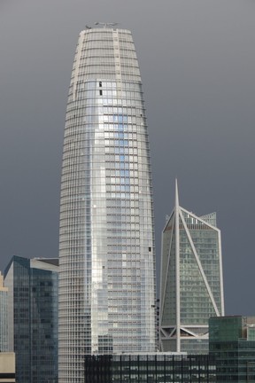 New 61-storey Salesforce Tower on Mission St., features abstract daily-filmed videos shown on its glass rooftop — consideredthe world’s tallest public art piece. (Ian Robertson photo)