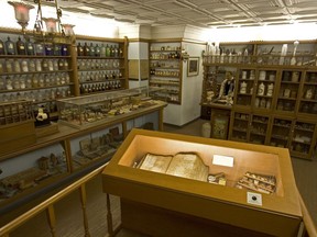 The International Museum of Surgical Science's 19th-century apothecary in Chicago. (Matthew Kaplan photo)