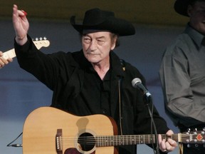 Stompin' Tom Connors at the ACC during the home opener of the Toronto Maple Leafs against the Ottawa Senators Oct. 6, 2005. (Toronto Sun files)
