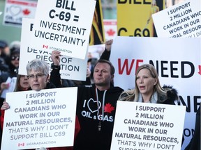 About a thousand Calgarians protested the lack of pipelines outside the Telus Convention Centre on Monday November 27, 2018. Finance Minister Bill Morneau was speaking to the Calgary Chamber of Commerce at a luncheon inside the centre. (Gavin Young/Postmedia Network)