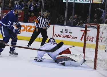 Maple Leafs winger Zach Hyman scores the first of his two goals against the Blue Jackets. VERONICA HENRI/TORONTO SUN