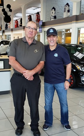 Mike Wilson, right, and Ian Turnball. (Supplied)