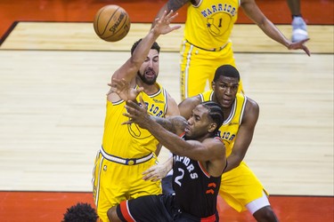 Toronto Raptors Kawhi Leonard during 1st half action against the Golden State Warriors at the Scotiabank Arena in Toronto, Ont. on Thursday November 29, 2018. Ernest Doroszuk/Toronto Sun/Postmedia