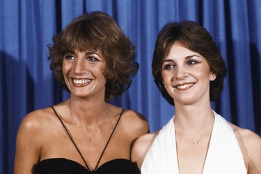 FILE - In this Sept. 9, 1979 file photo, Penny Marshal, left,l and Cindy Williams from the comedy series "Laverne & Shirley" appear at the Emmy Awards in Los Angeles. Marshall died of complications from diabetes on Monday, Dec. 17, 2018, at her Hollywood Hills home. She was 75. (AP Photo/George Brich, FIle) ORG XMIT: NYET702