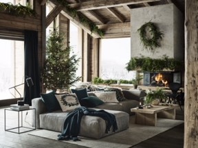 Let your festive decorations enhance your existing home style to create a strong, unformed look. This sophisticated, rustic look is from H&M. ( www2.hm.com)