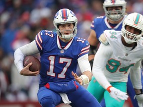 Buffalo Bills quarterback Josh Allen (left) could be a serious sleeper during draft time next year. (Getty images)