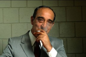 Carmine Persico, Chef der New Yorker Mafia.  Das große Geld in der Pornografie.