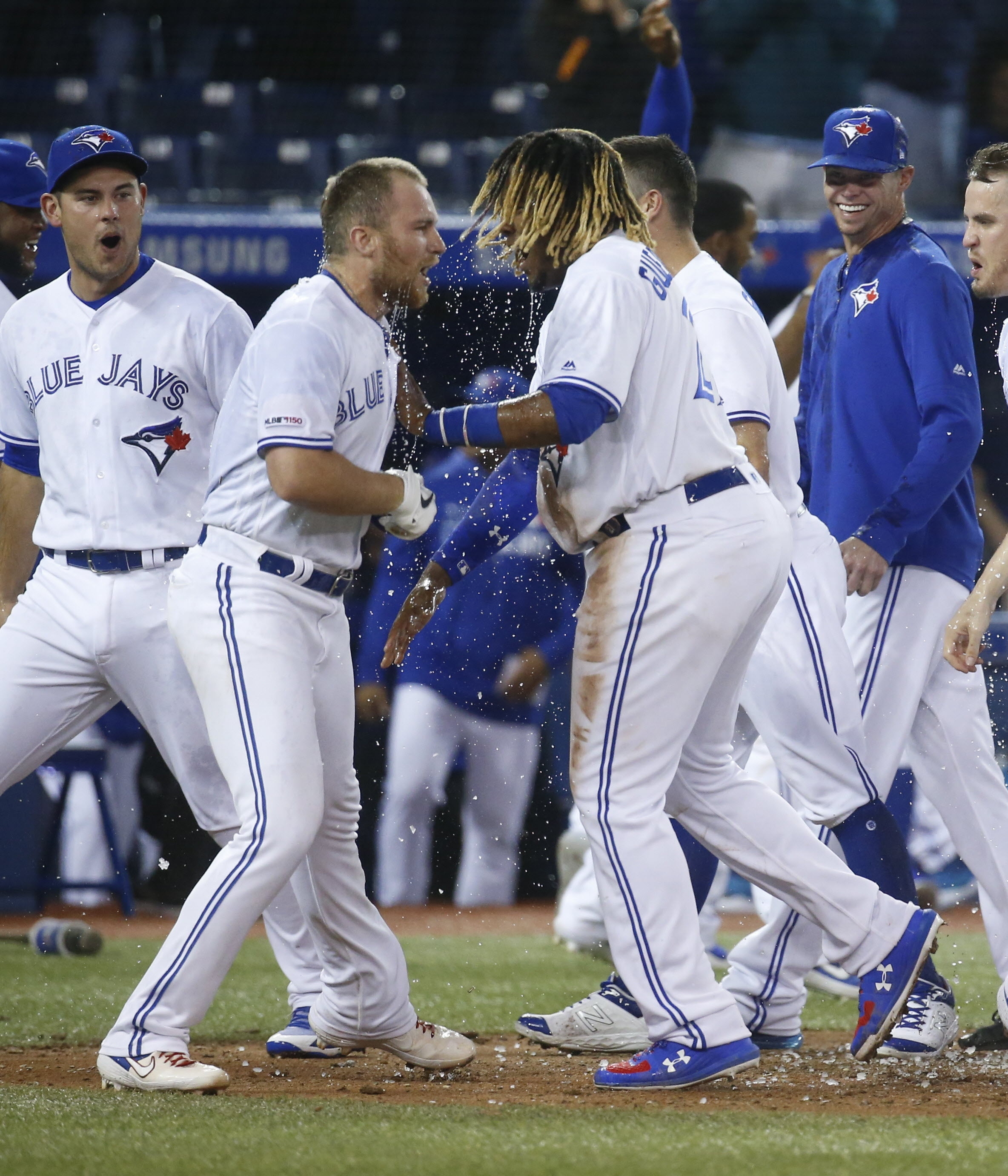 Guerrero Jr. robbed of a hit in second at-bat