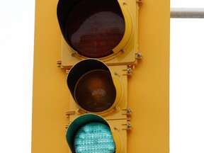 A traffic light in Toronto. (Dave Abel/Toronto Sun files)