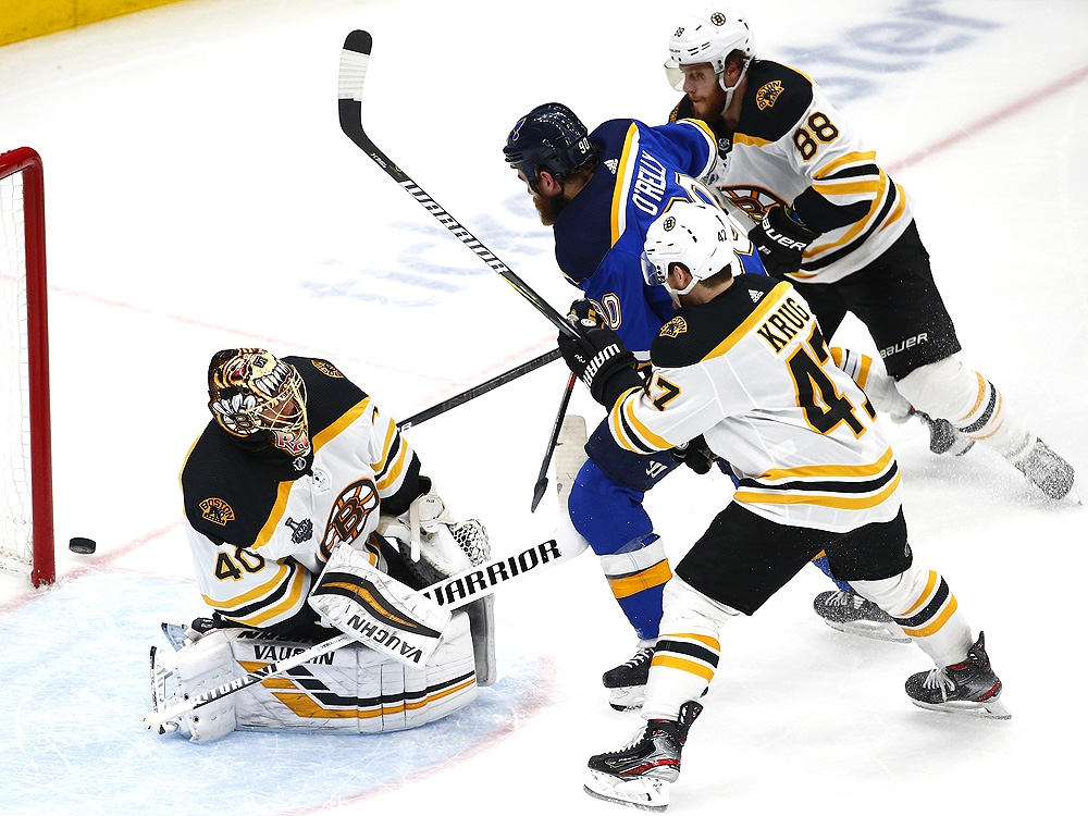 Bruins fall to Blues in Game 4, Stanley Cup Final series tied heading back  to Boston