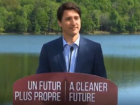 During a recent environmental policy announcement, Prime Minister Justin Trudeau had difficulty explaining what his family is doing to reduce their use of plastic and his answer led to a viral video. (Twitter)
