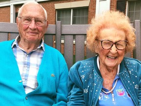 The 100-year-old newlywed couple John and Phyllis Cook.