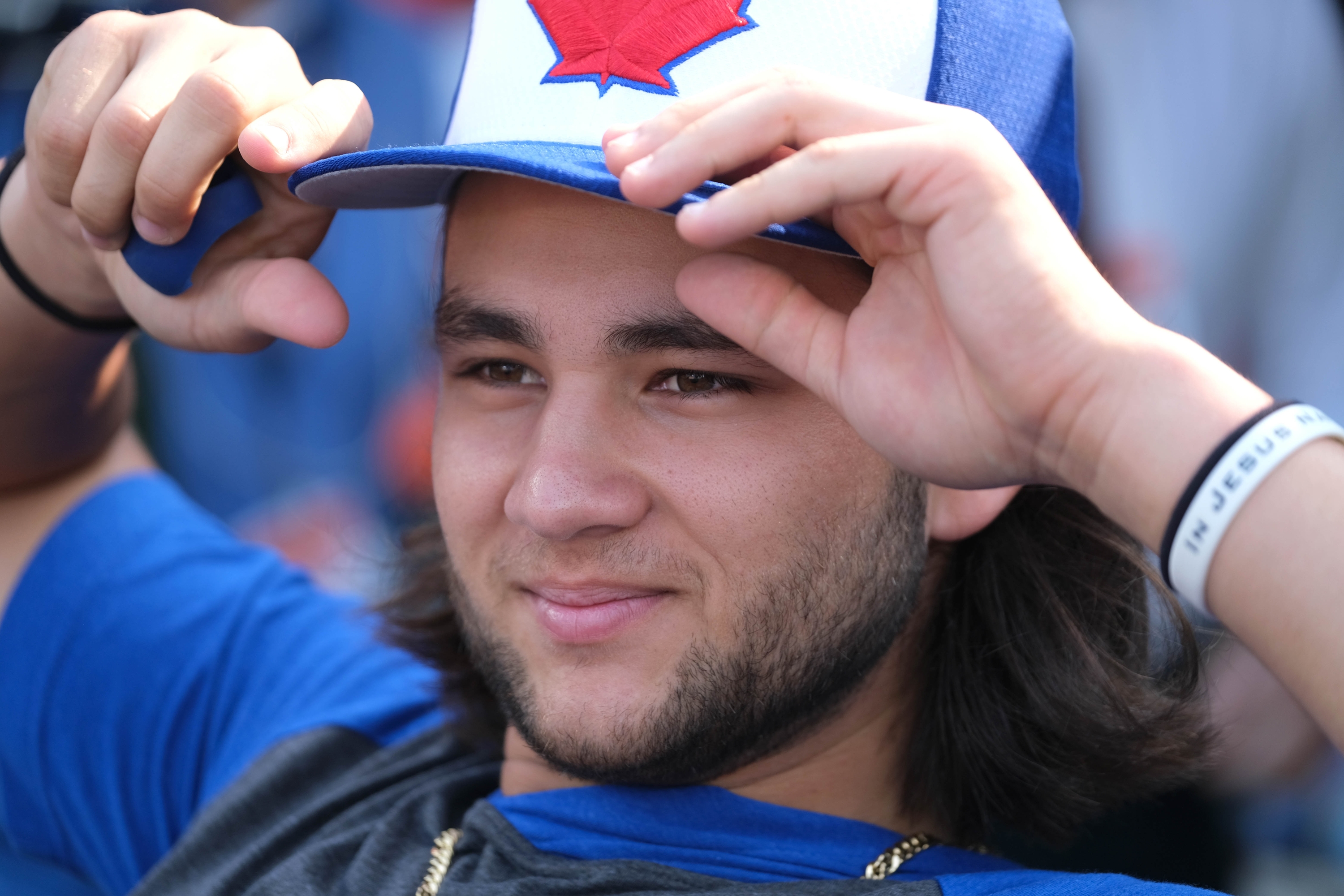 Relaxed Bichette 'just out here playing ball, having fun' in