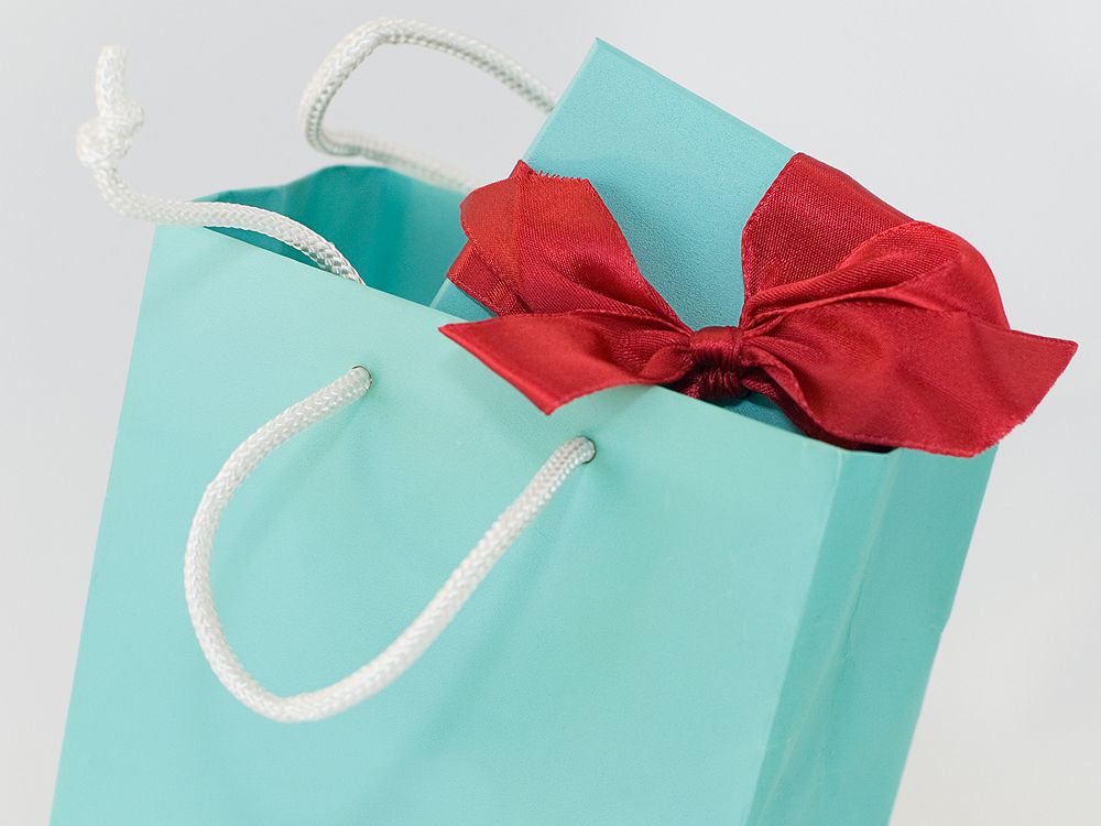 Tiffany discount gift bag