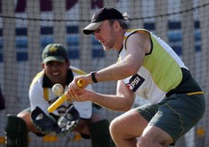 Former Pakistan’s coach Geoff Lawson (right) will help develop a Canadian team that will travel to Australia later this year. AP
